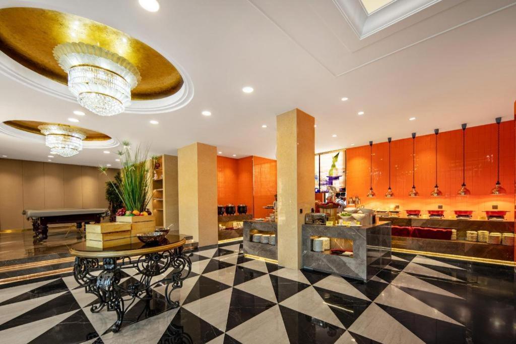 Jinrong International Khách sạn 4*