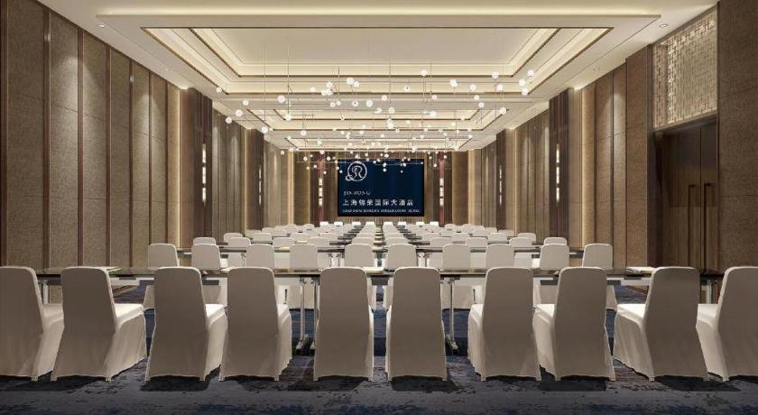 Khách sạn Jinrong International