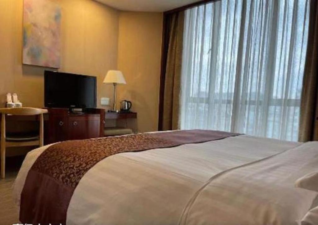 Jinrong International Hotel 4*